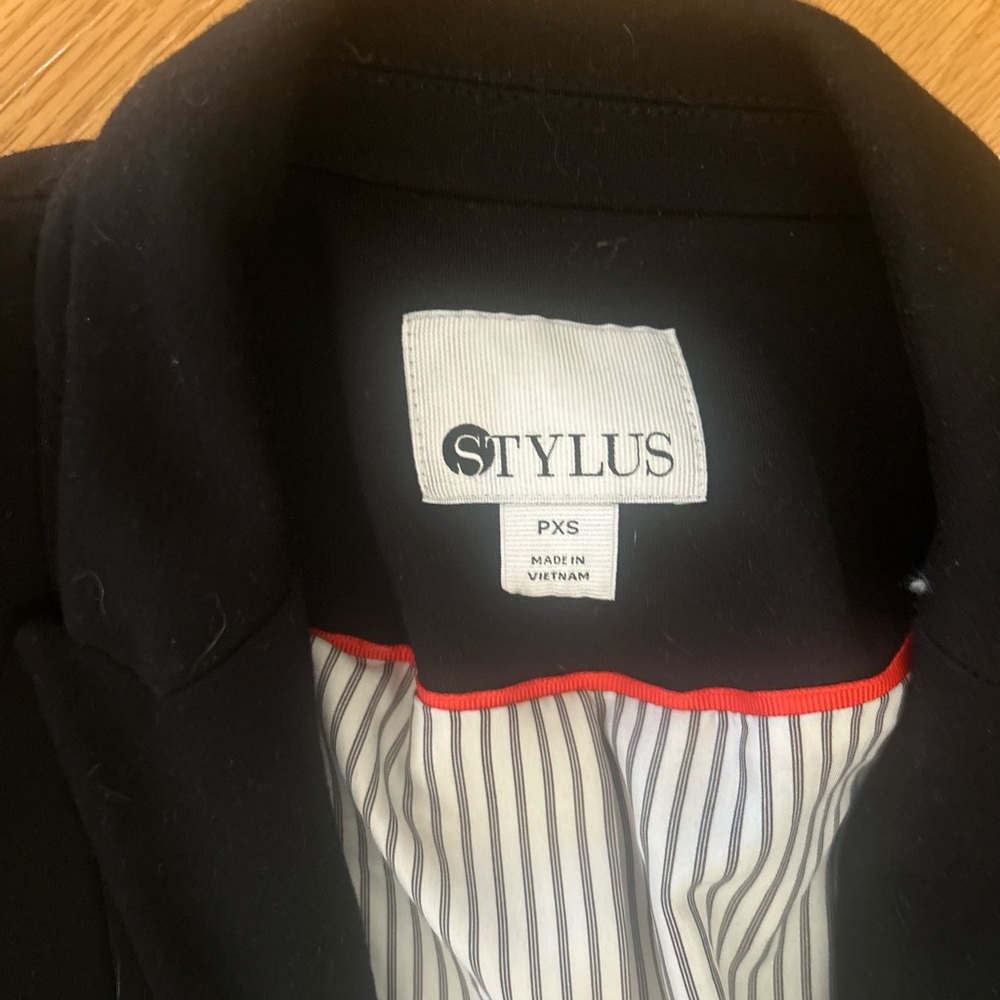 STYLUS Black Blazer with Striped Lining
